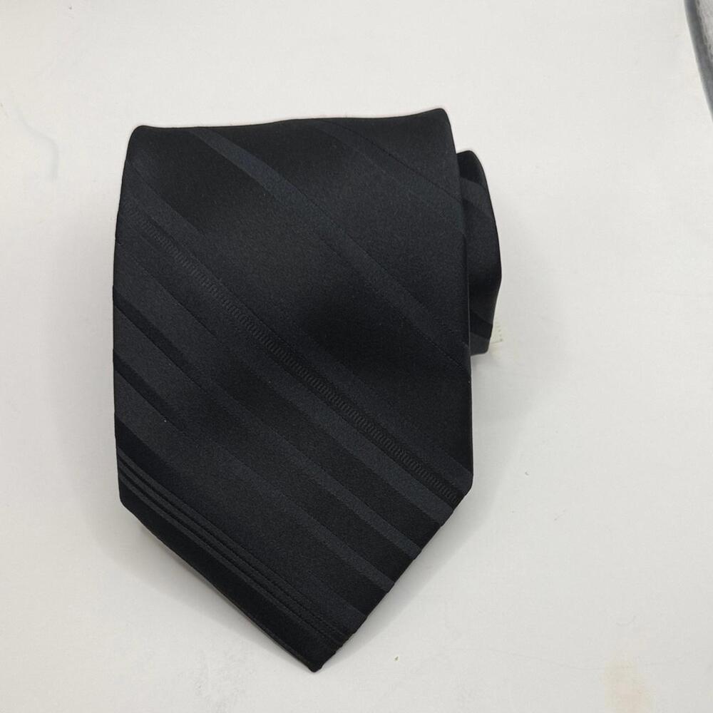 Jones New York Men's Tie Elegant Black Tie 57” X 3.9” in